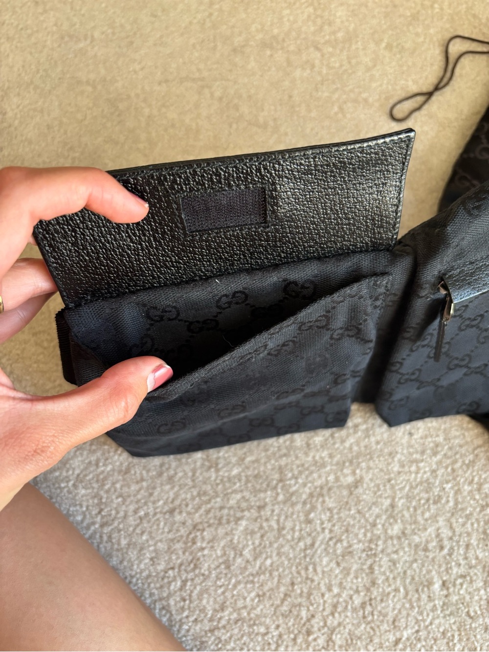 Vintage Gucci Black GG Canvas Belt Bag with Dual Pockets - Picture 13 of 14
